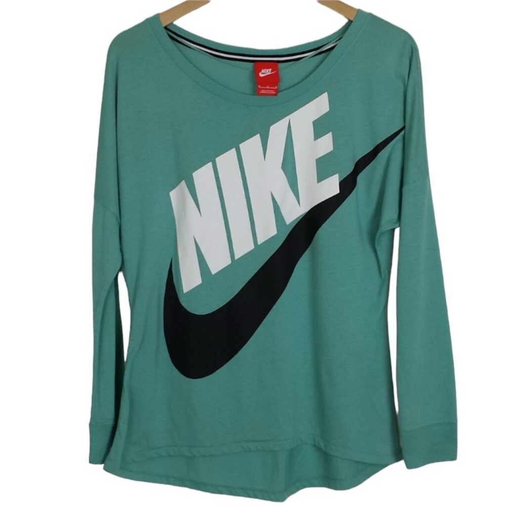 Nike Athletic Active Wear Long Sleeve Top Size M